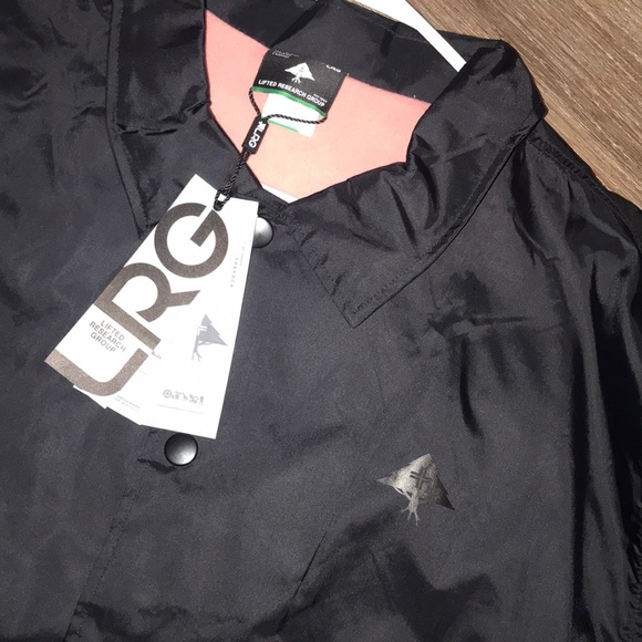 LRG Windbreaker - Picture 3 of 4